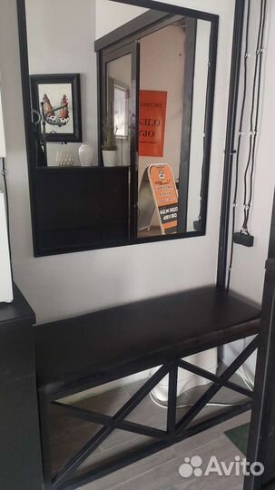 Скамья мягкая в стиле лофт и зеркало