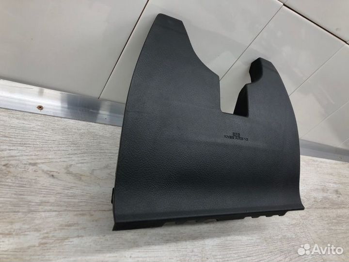 Подушка безопасности в колени Toyota Corolla Verso