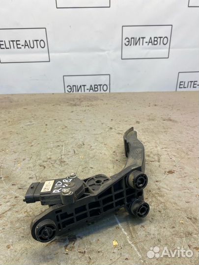 Педаль газа Kia Rio 3 1.4 2016