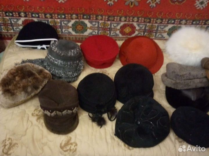 Женские головные уборы