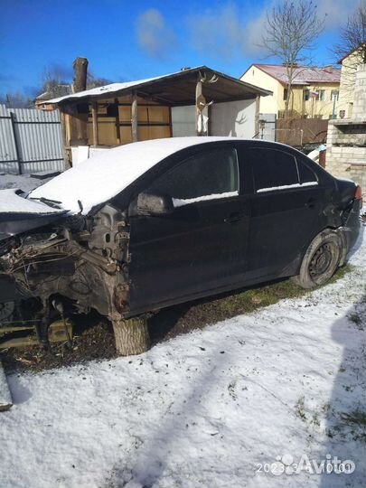 Mitsubishi lancer 10