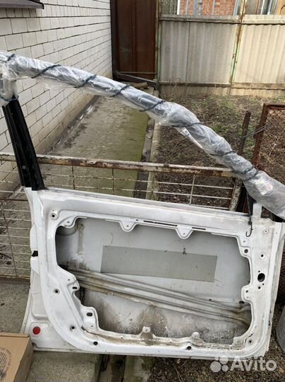 Дверь передняя левая volkswagen passat b5
