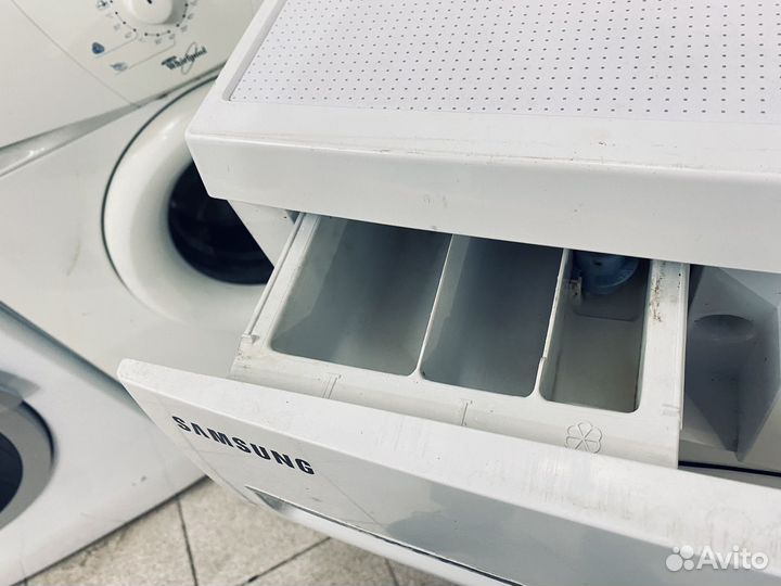 Стирадьная машина Samsung