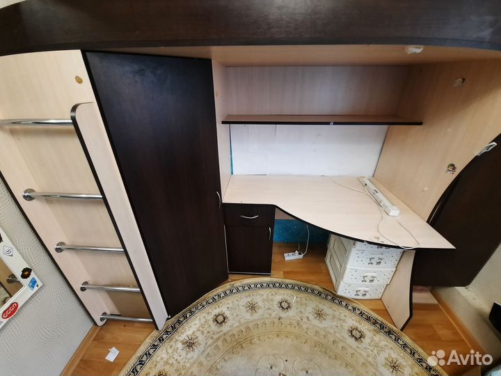 Детский школьный уголок