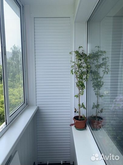 Шкаф с рольставнями на балкон любые размеры