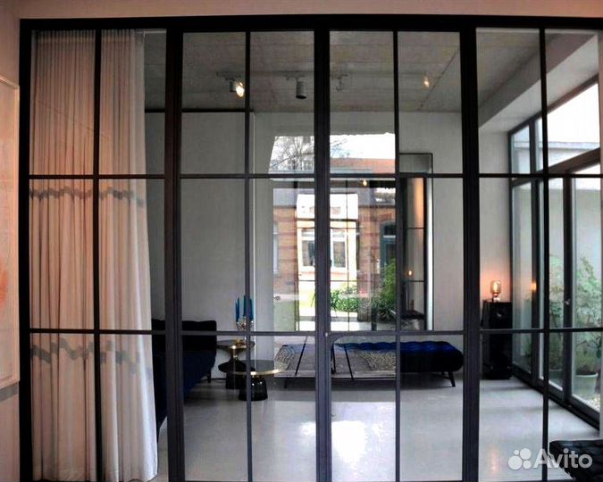 Раздвижные стеклянные перегородки