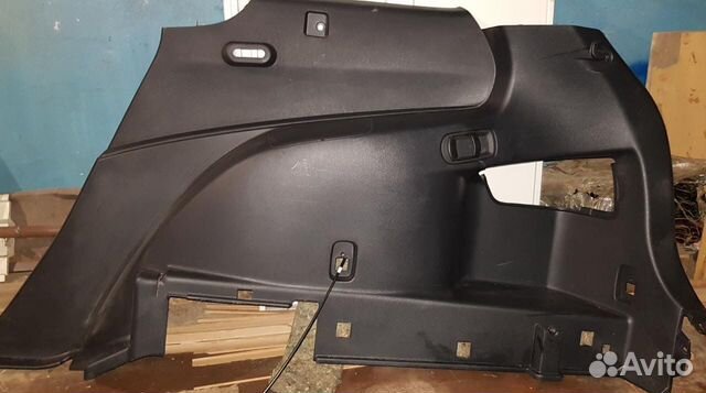 Обшивка багажника задняя правая для mazda CX-7