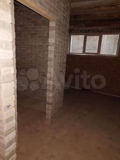 Здание, 350 м²