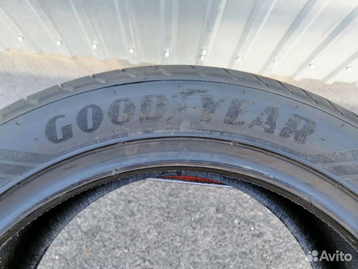 Goodyear Eagle F1 Asymmetric 3 245/45 R17 99Y
