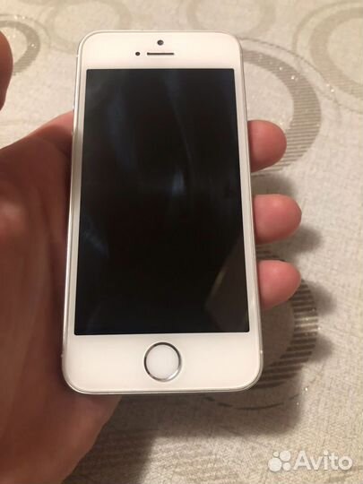 Телефон iPhone