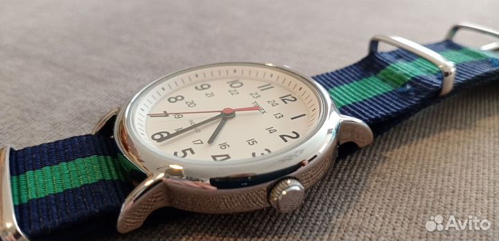 Кварцевые часы Timex T2N654 Weekender