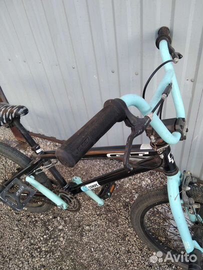 Трюковой велосипед bmx