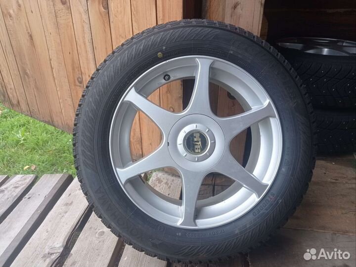 R16 Yokohama Ice Guard IG65 205/60, PCD 5x100 DIA 67