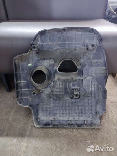 Крышка двигателя optima