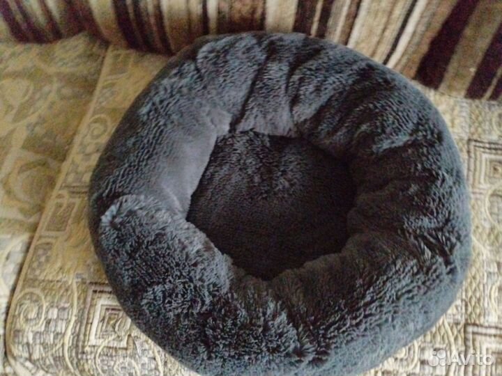 Лежанка для собак и кошек