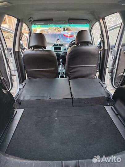 Honda Fit 1.3 CVT, 2010, 283 000 км