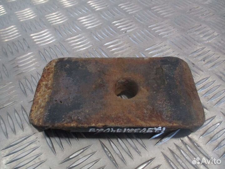 Проставка стремянки KAMAZ 651154121