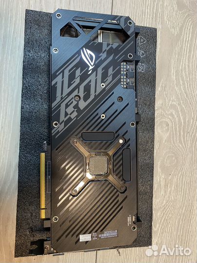 Видеокарта AMD Radeon RX 6700 XT ROG Strix
