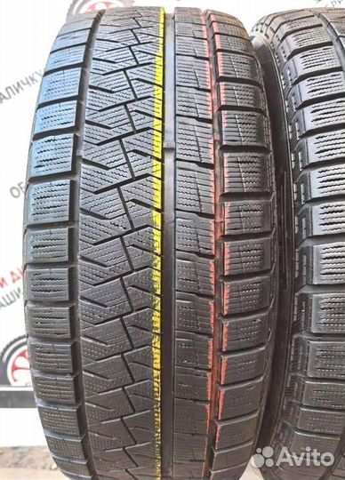 Pirelli Ice Asimmetrico 215/50 R17 97V