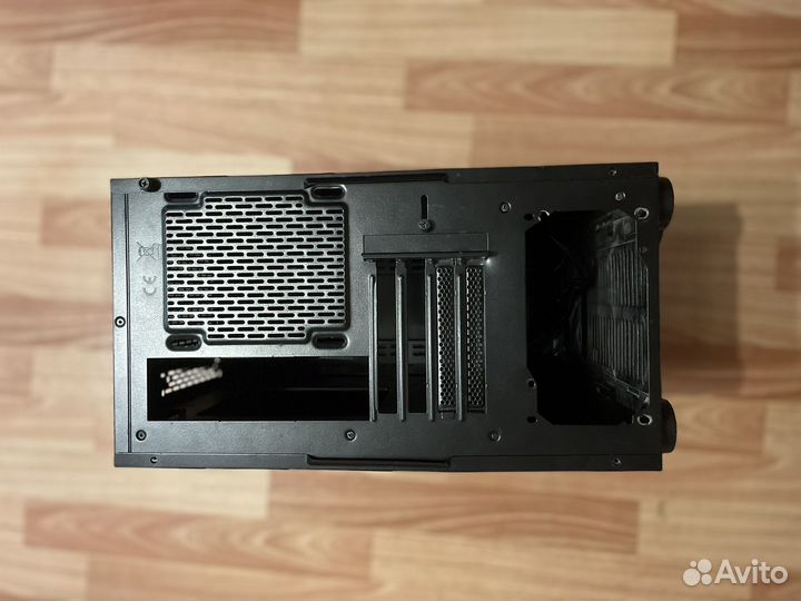 Корпус для пк Thermaltake Versa H17