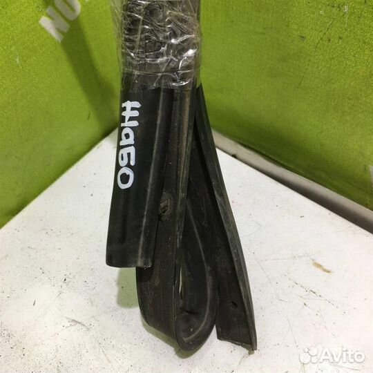 Уплотнитель Киа Серато