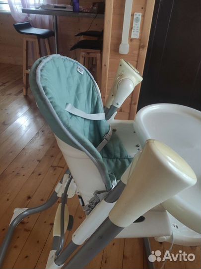 Стульчик для кормления с качелями 2в1