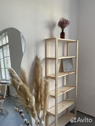 Аренда полки на петроградке