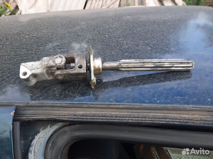 Вал рулевой с крестовиной сааб9000