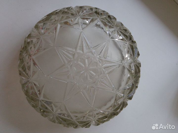 Кастрюли алюмин.,шумовка алюмин., салатницы цедилк