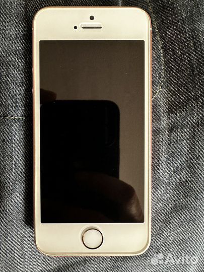 iPhone SE, 32 ГБ