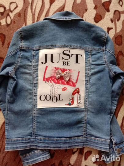 Джинсовая куртка