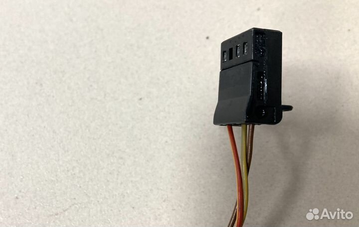 Электропроводка двери