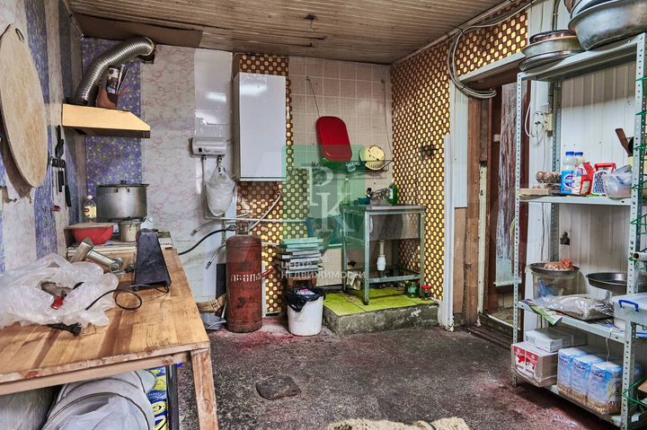 Кафе 65,7 м2 с площадкой на первой линии Коломийца