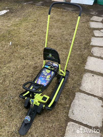 Снегокат с ручкой Nika Kids