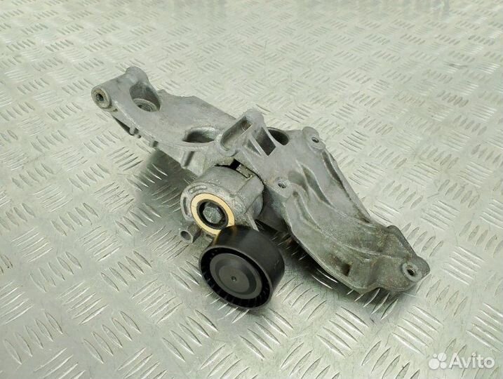 Кронштейн генератора Renault Scenic 2 K4M813 2006