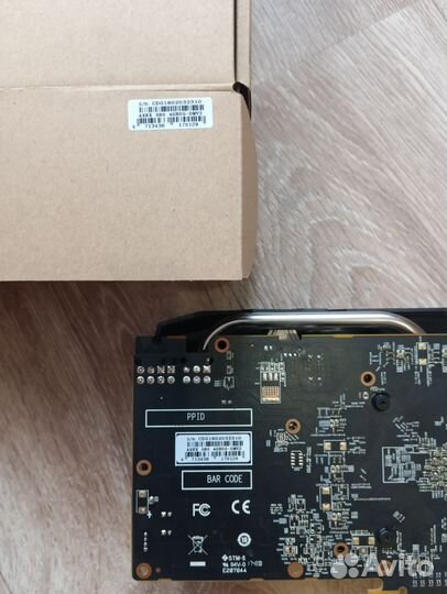 Radeon rx 580 4gb dvi/hdmi/vga