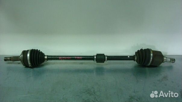 Nissan 39100-4U075 Вал приводной, правый