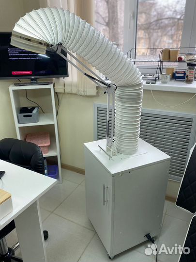 Вытяжка для маникюра