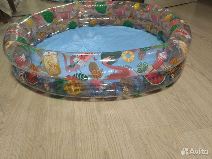 Детский надувной бассейн новый