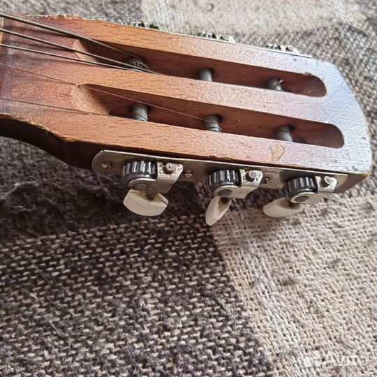 Гитара для маленьких