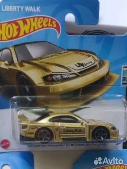 Машинка hot wheels nissan silvia gold