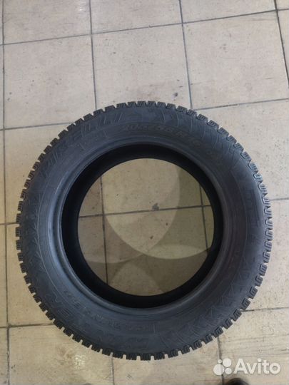 Pirelli Carrier All Season 205/55 R16 и 205/55 R16 155G