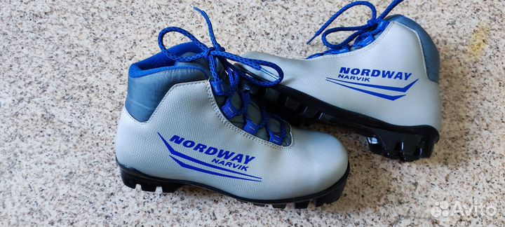 Лыжные ботинки