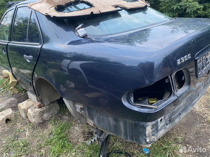 Задние Крылья Мерседес 210