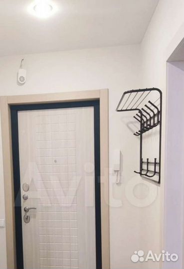 Вешалка настенная 75см