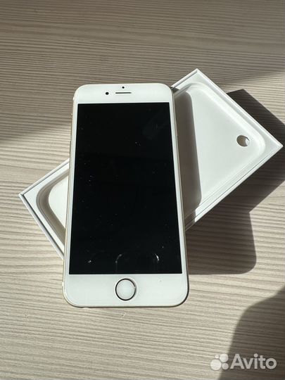 iPhone 6S, 64 ГБ