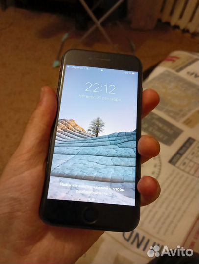Телефон iPhone 7