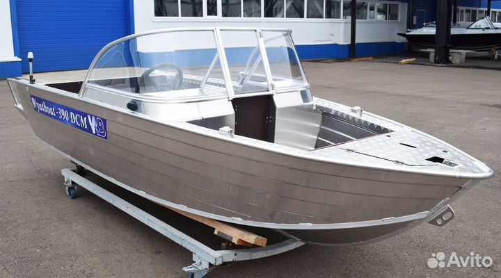 Новая лодка с увеличенными бортами Wyatboat 390DCM
