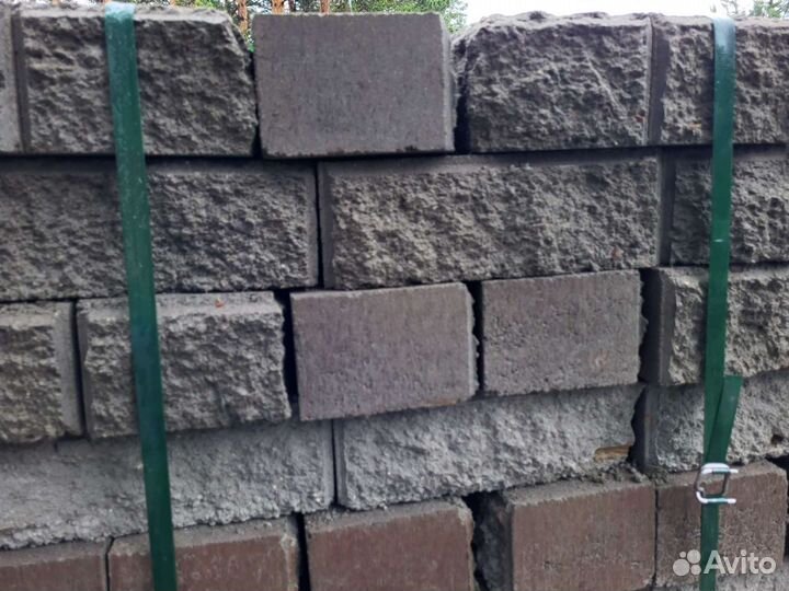 Кирпич рваный камень