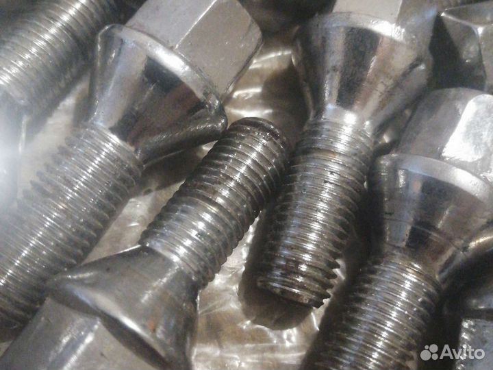 Колесные болты, литьё Vesta, Renault, ww